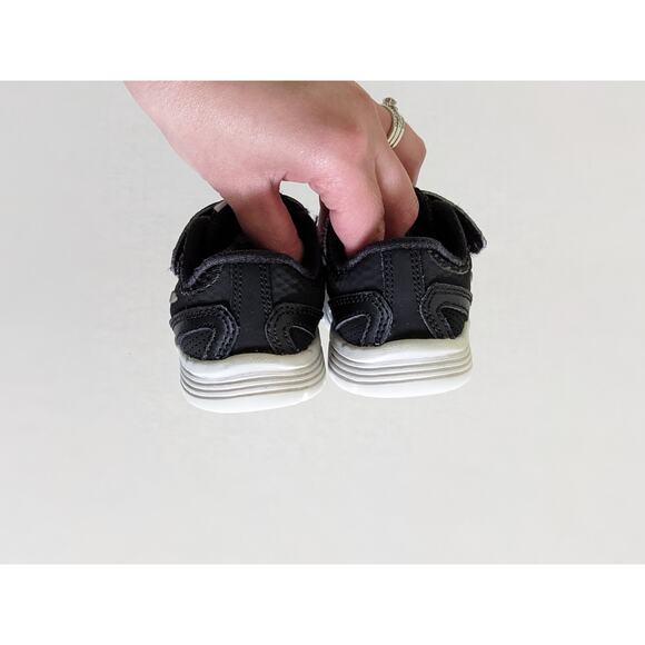 Nike Fusion Run 3 Sneakers Size 4C Black Gray 654154-002 Shoes - Picture 7 of 8